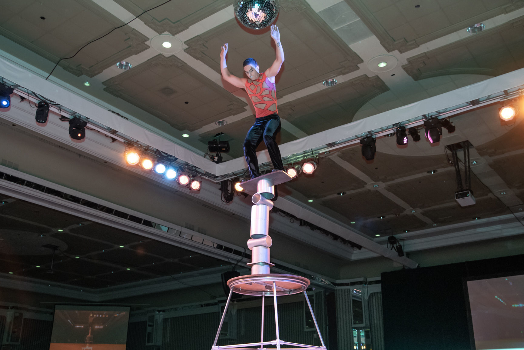 110318_acw_dancinggallery-797.jpg